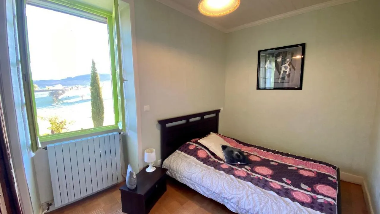 Maison Coconing Piscine Couverte Chauffee Mayrinhac-Lentour Holiday home